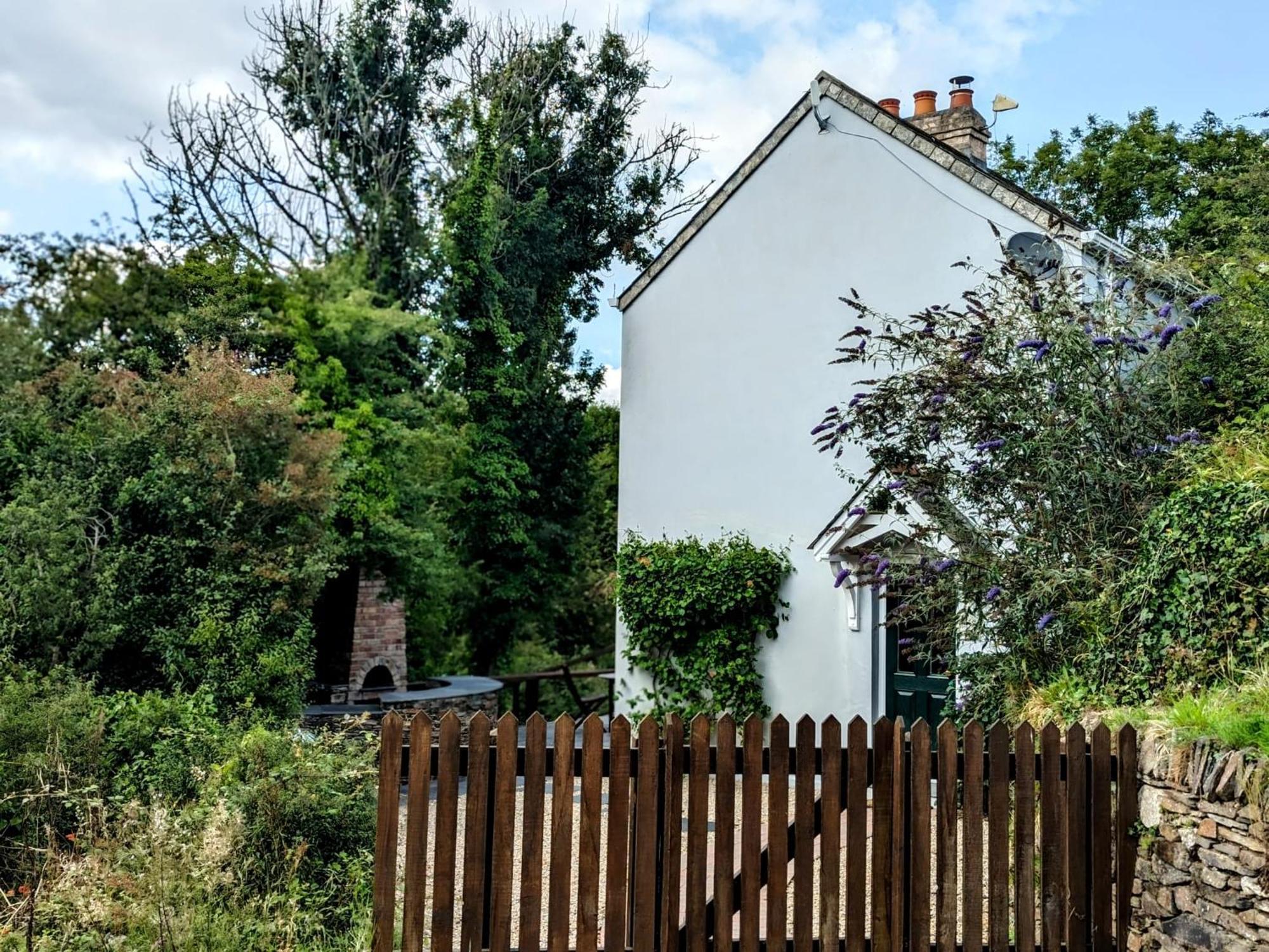 טרורו Romantic Secluded Hideaway Cottage In Cornwall מראה חיצוני תמונה